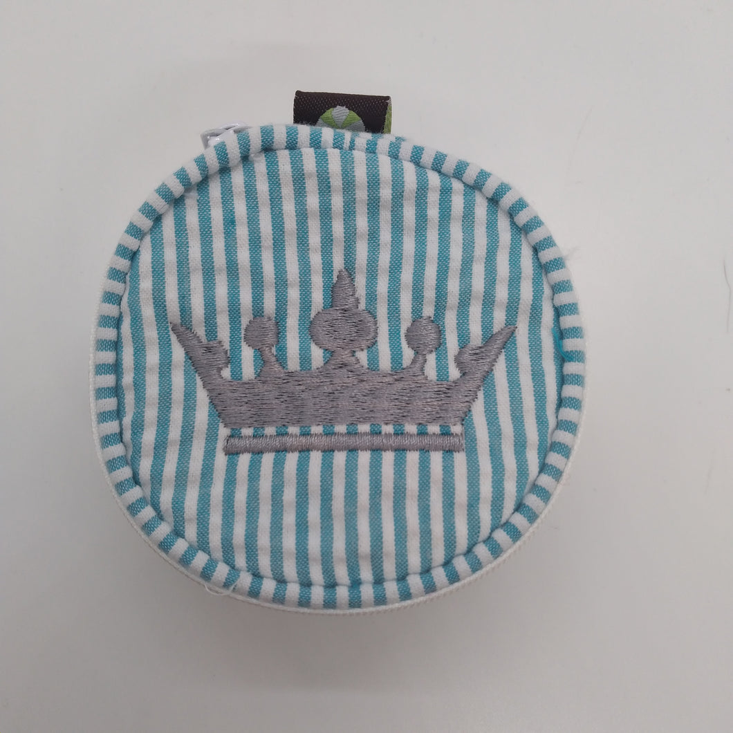Small Seersucker Case - Crown