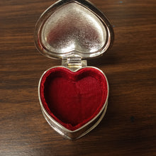 Heart Pin Box- Delta Delta Delta