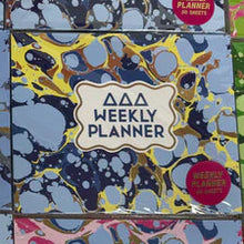 Desk Planner- Delta Delta Delta
