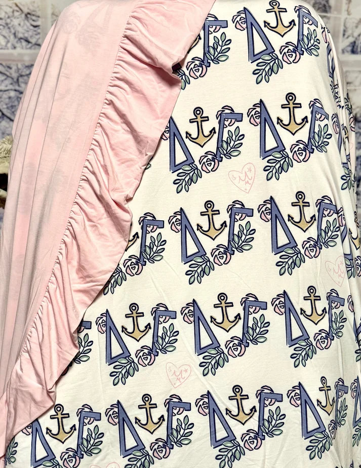 *PREORDER* DreamWrap Blanket- Delta Gamma