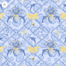 Toiletry Bag- Delta Delta Delta