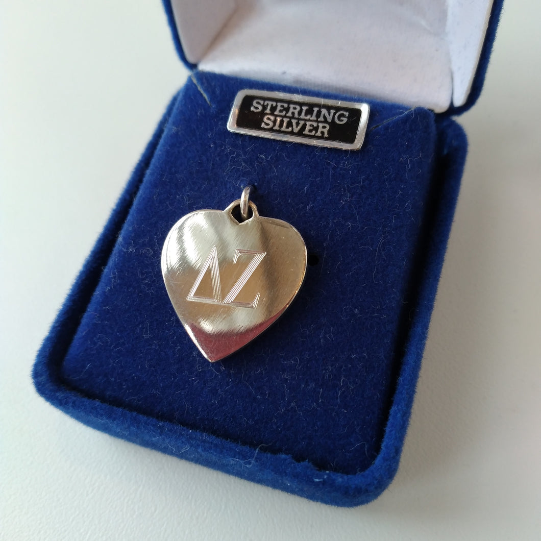 Engraved Heart Charm - Delta Zeta